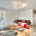 Onholiday Ulica Generala Maczka Апартаменты *